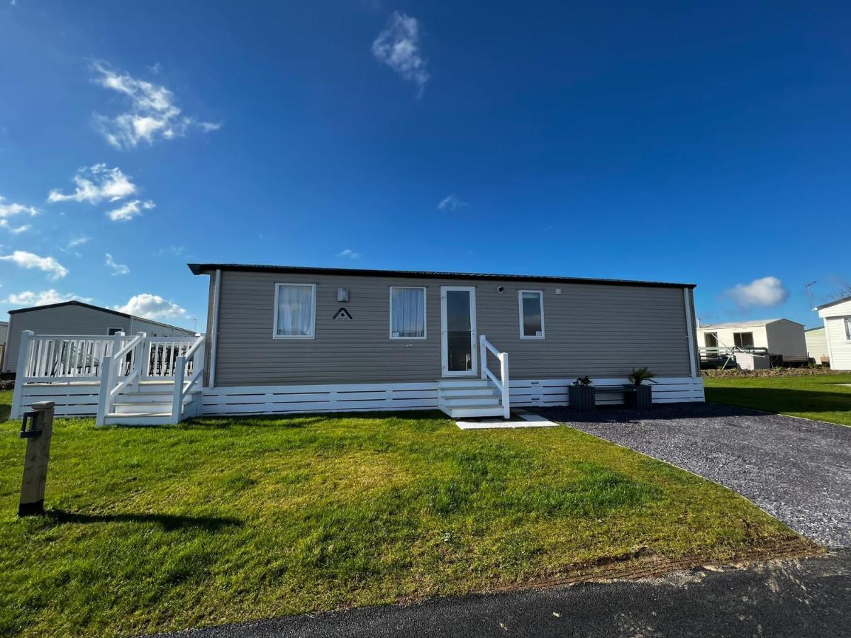 Summer Breeze @ Seven Bays, Padstow Villa Exterior photo